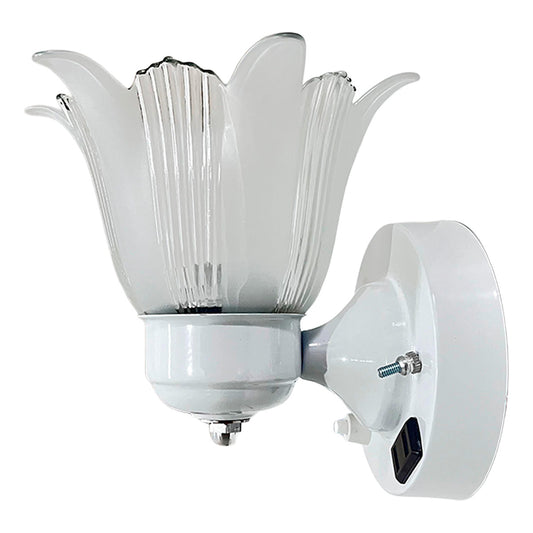 Arbotante Blanco Con Apagador Pantalla Reina