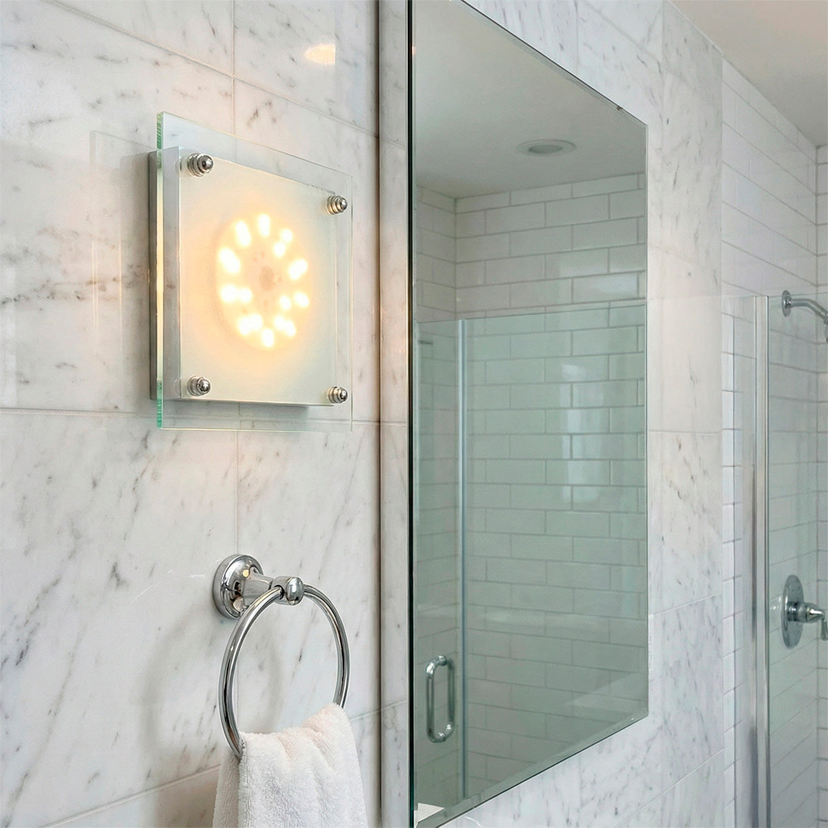 Lámpara de Pared Cubo A-33 Con LED integrado
